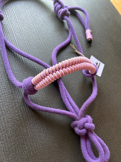 Licol prêt à partir – Tressage Fallin – Violet – Poney
